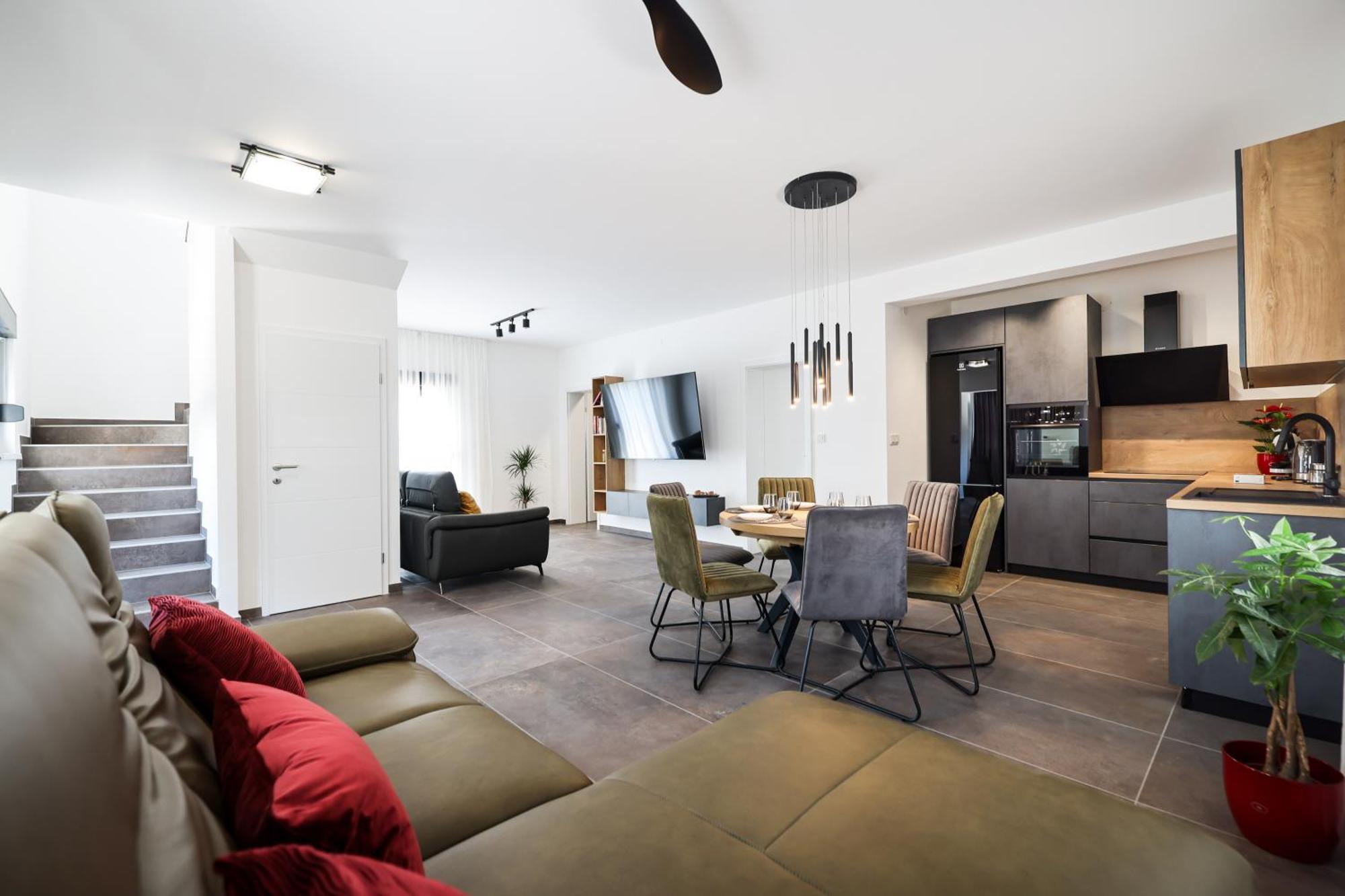 Luma 2 Luxury House On The Vila *